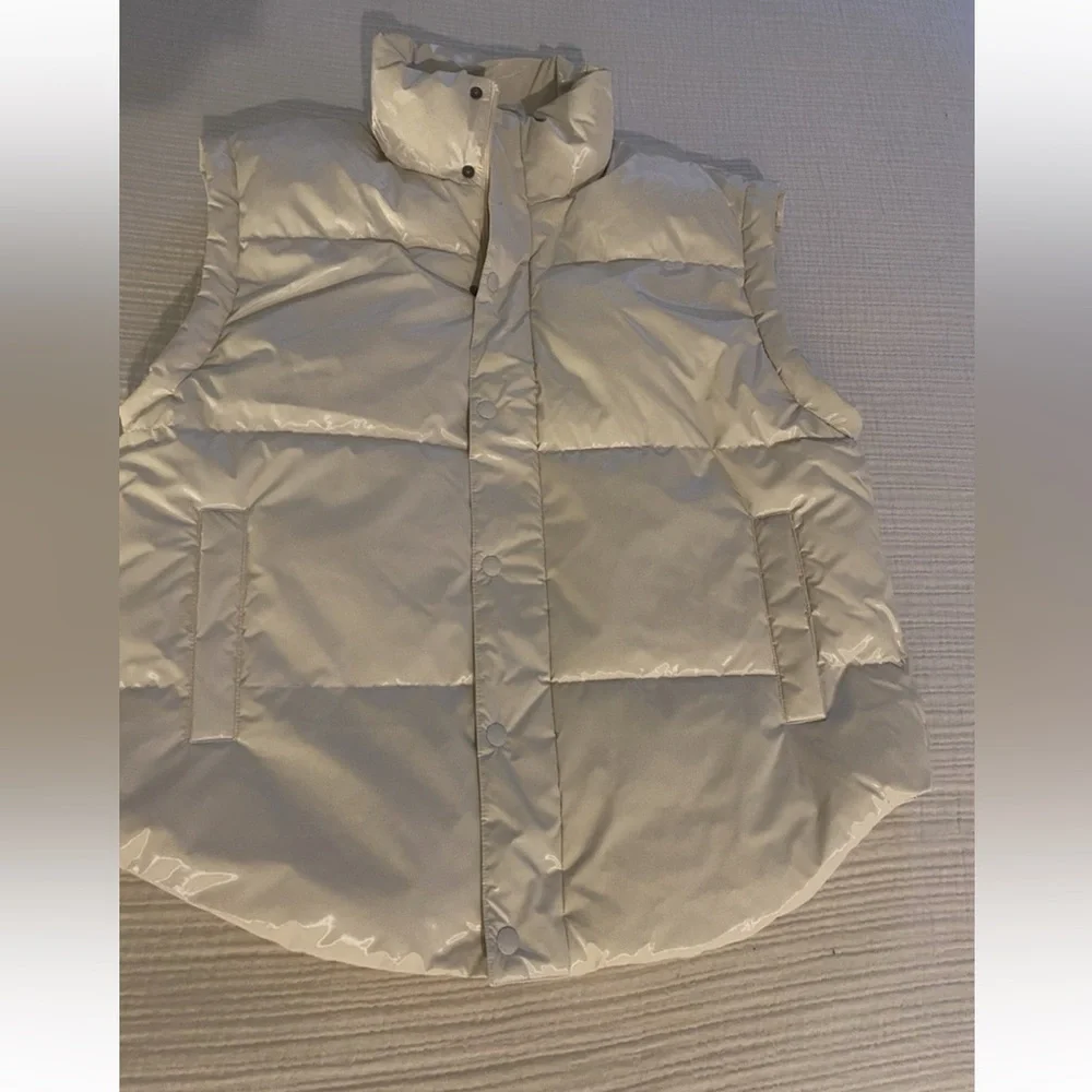 Aerie Offline Cream Puffer Vest NWT - Picture 1 of 5